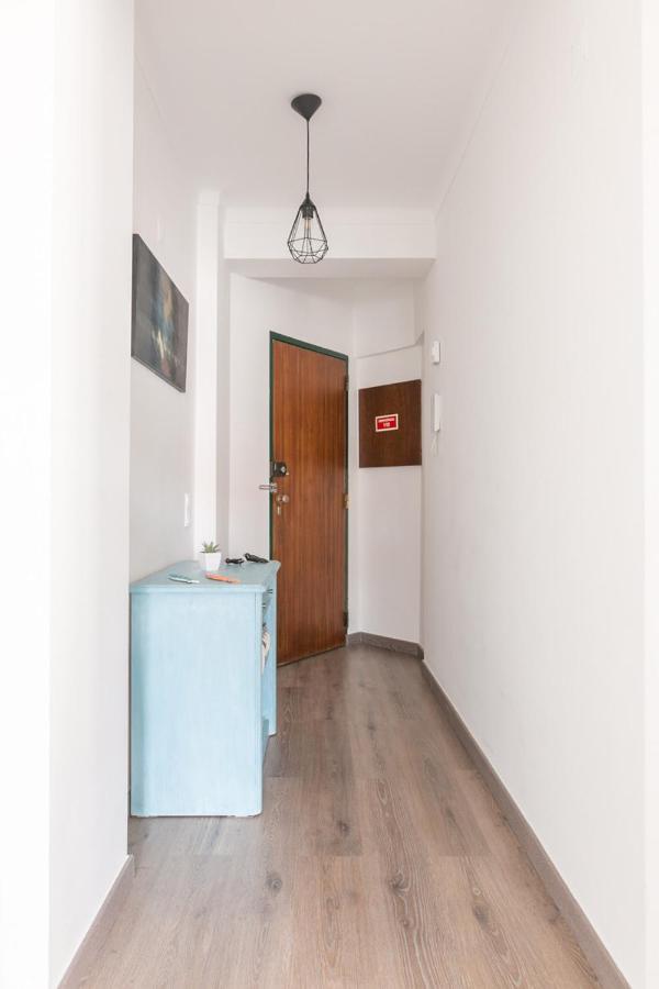 1 Bedroom Beach Apartment With Balcony 2 Min Walk To The Beach! Costa de Caparica Exteriör bild